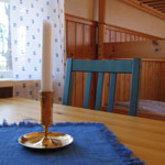 Interi&ouml;r med ljusstake Foto: Lena Tengn&eacute;r
